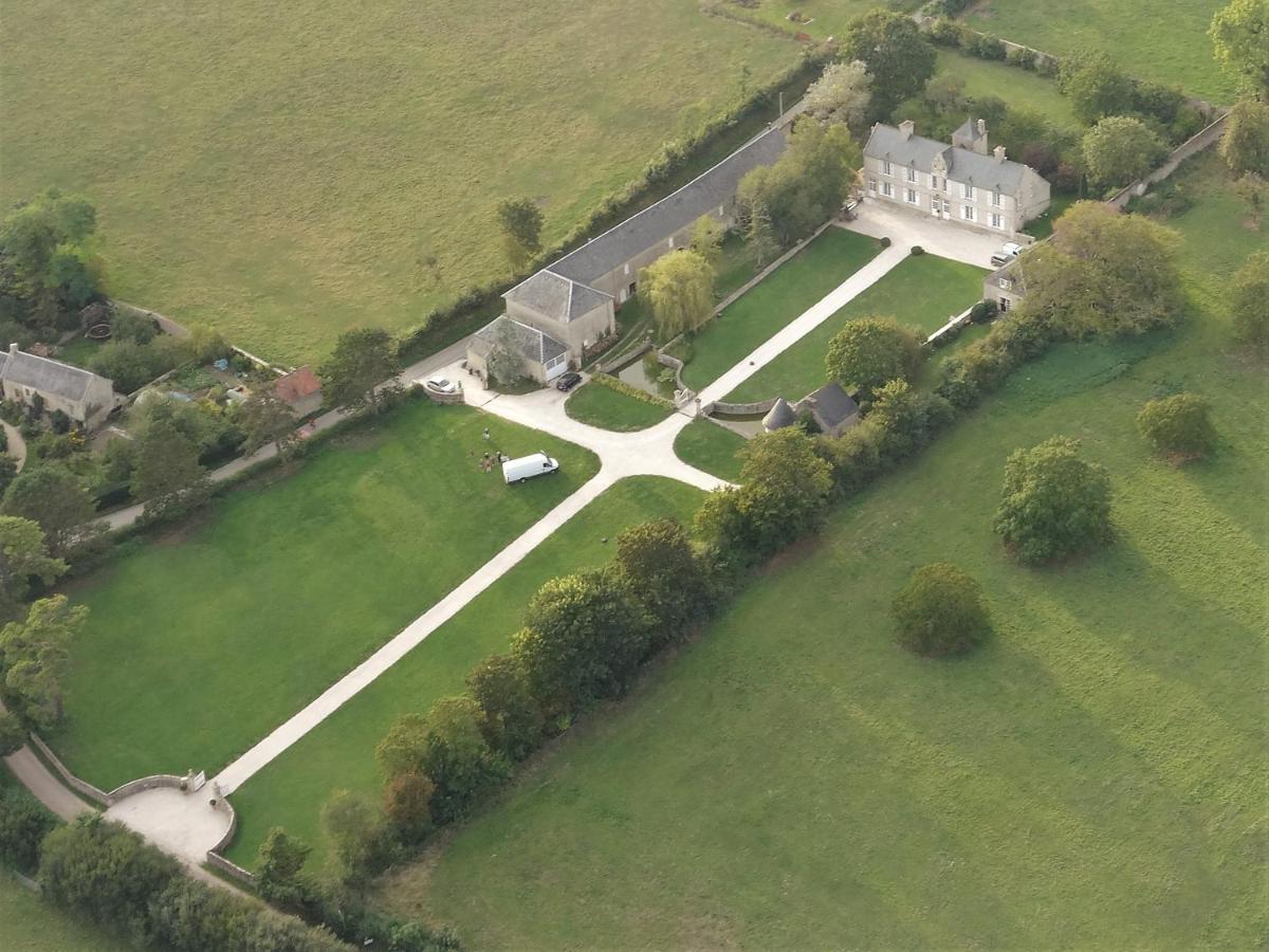 Le Pavillon Du Manoir De Conjon Holiday home